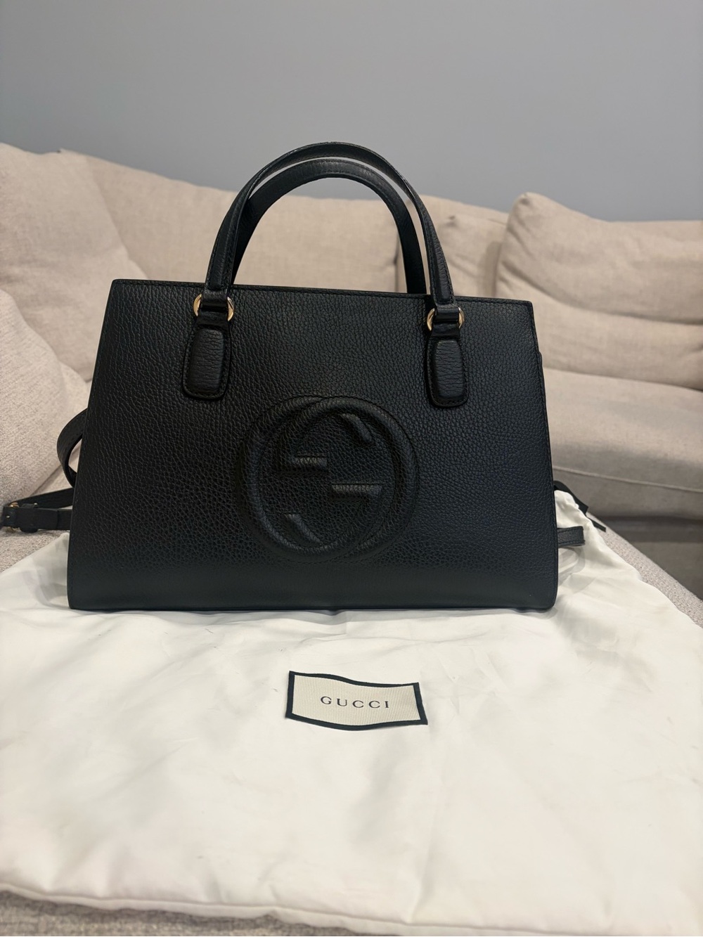 Gucci Black Pebbled Leather Satchel with Embossed GG - Picture 2 of 6